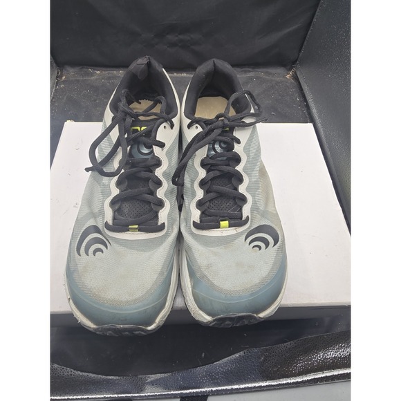 Topo Mtn Racer 2 Men's 10 Bone Black Trail Running Hiking Shoes Gray